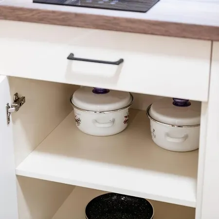 Aparthotel центр міста! затишні квартири в новобудові! 3*