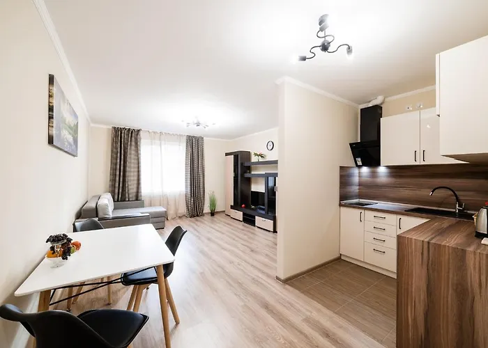 Apartahotel центр міста! затишні квартири в новобудові! 3*